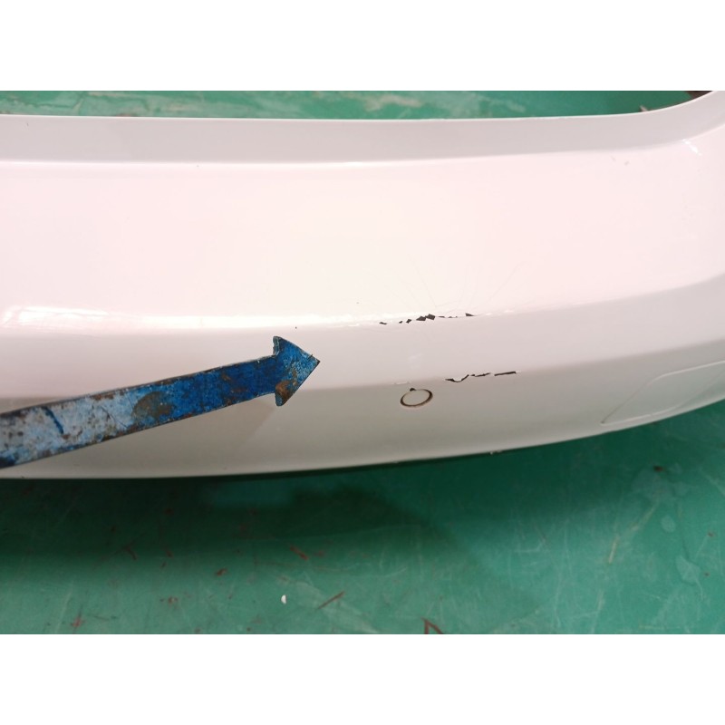 PARAGOLPES TRASERO