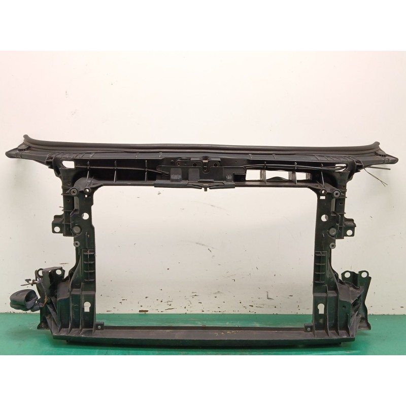 Recambio de panel frontal para audi a3 sportback (8pa) 1.6 tdi referencia OEM IAM 8P0805594C 8P0805588L 