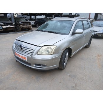 toyota avensis station wagon (_t25_) del año 2003