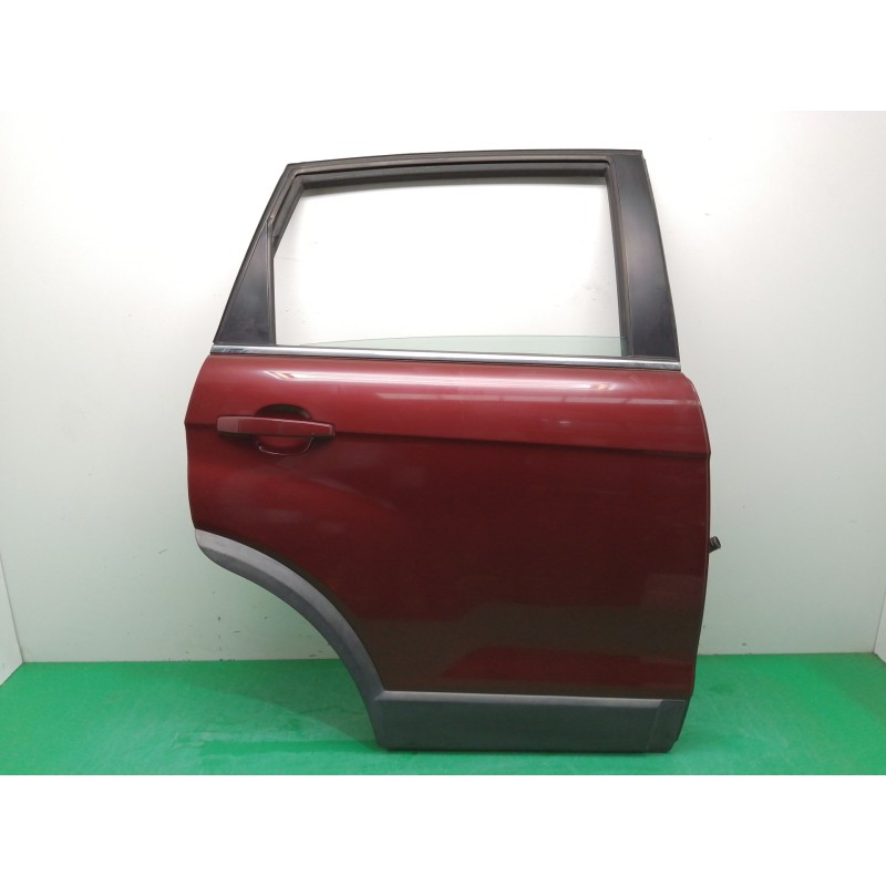 Recambio de puerta trasera derecha para chevrolet captiva 2.0 diesel cat referencia OEM IAM  OBSERVAR FOTOS 