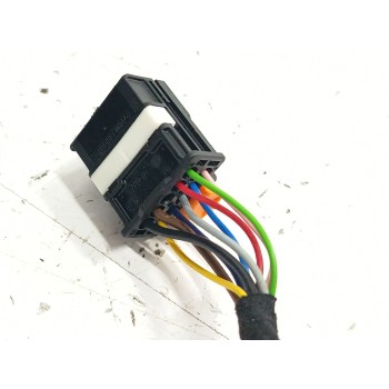 Recambio de retrovisor izquierdo para peugeot rifter 1.5 bluehdi 100 referencia OEM IAM 985268539V  