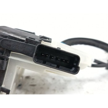 Recambio de cerradura puerta delantera izquierda para peugeot rifter 1.5 bluehdi 100 referencia OEM IAM 163434  