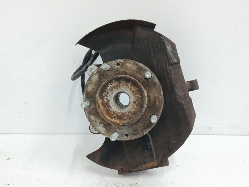 Recambio de mangueta delantera izquierda para kia sorento i (jc) 2.5 crdi referencia OEM IAM   