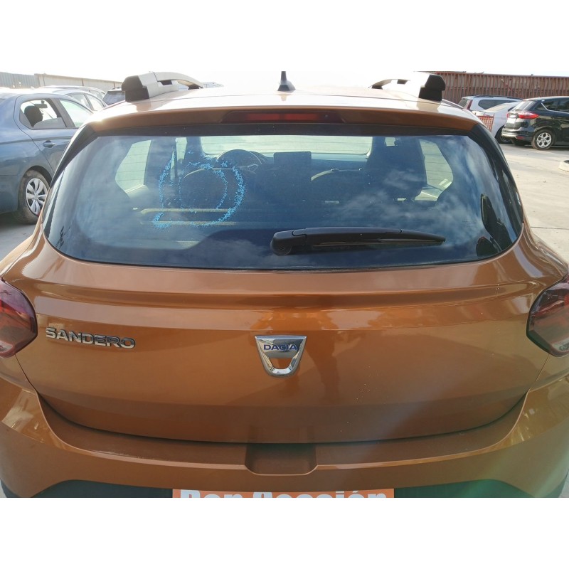 Recambio de porton trasero para dacia sandero iii 1.0 tce 90 referencia OEM IAM   