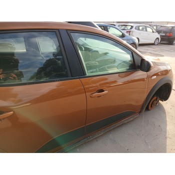 Recambio de puerta delantera derecha para dacia sandero iii 1.0 tce 90 referencia OEM IAM   