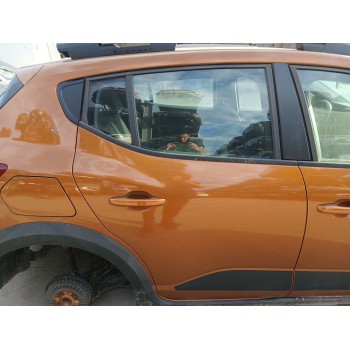 Recambio de puerta trasera derecha para dacia sandero iii 1.0 tce 90 referencia OEM IAM   