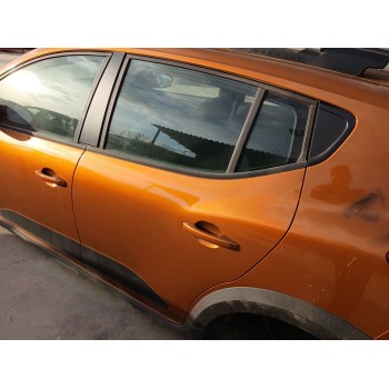 Recambio de puerta trasera izquierda para dacia sandero iii 1.0 tce 90 referencia OEM IAM   