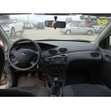 FORD FOCUS I SEDÁN (DFW)
