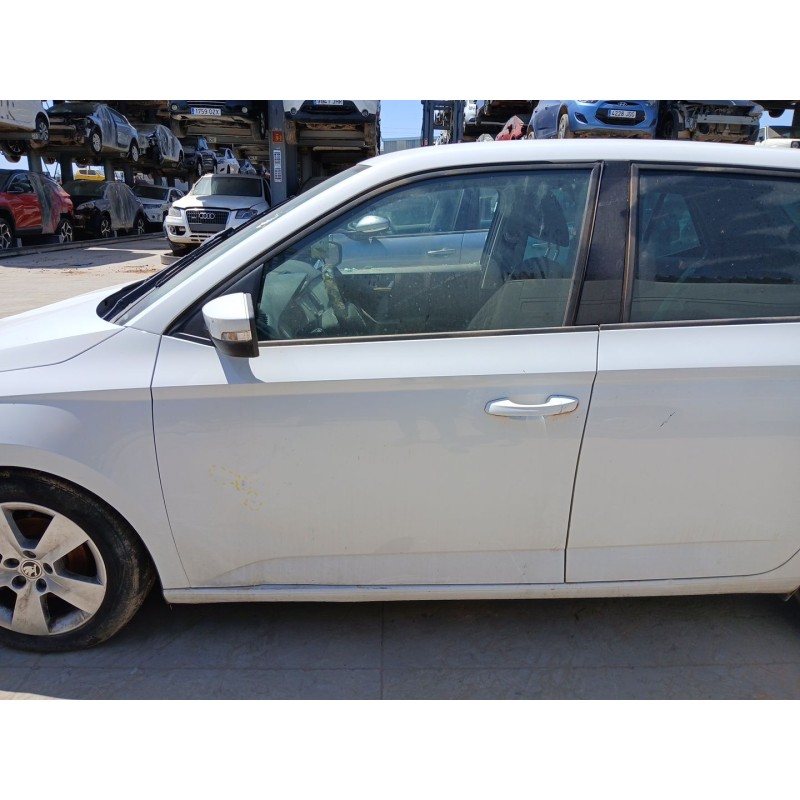 Recambio de puerta delantera izquierda para skoda fabia iii (nj3) 1.0 referencia OEM IAM   