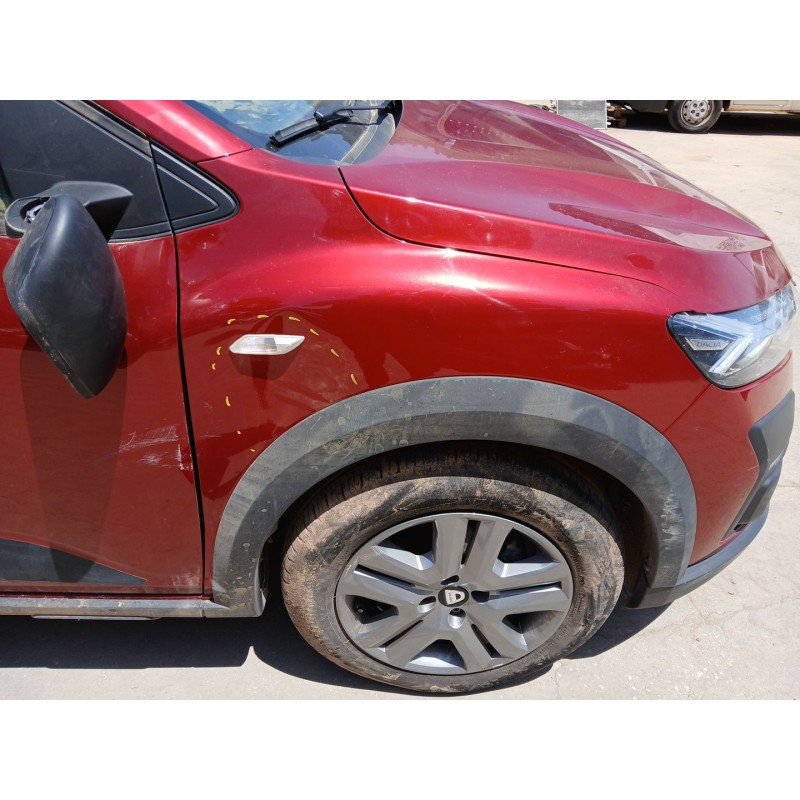 Recambio de aleta delantera derecha para dacia sandero iii 1.0 tce 90 referencia OEM IAM   