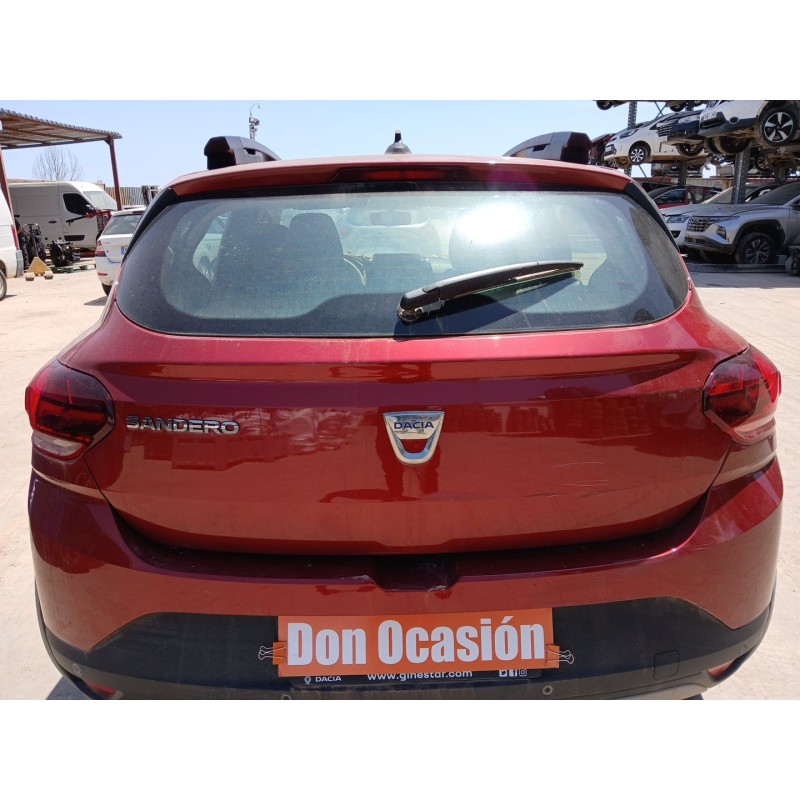 Recambio de porton trasero para dacia sandero iii 1.0 tce 90 referencia OEM IAM   