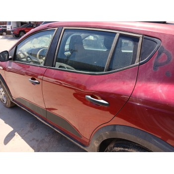 Recambio de puerta trasera izquierda para dacia sandero iii 1.0 tce 90 referencia OEM IAM   