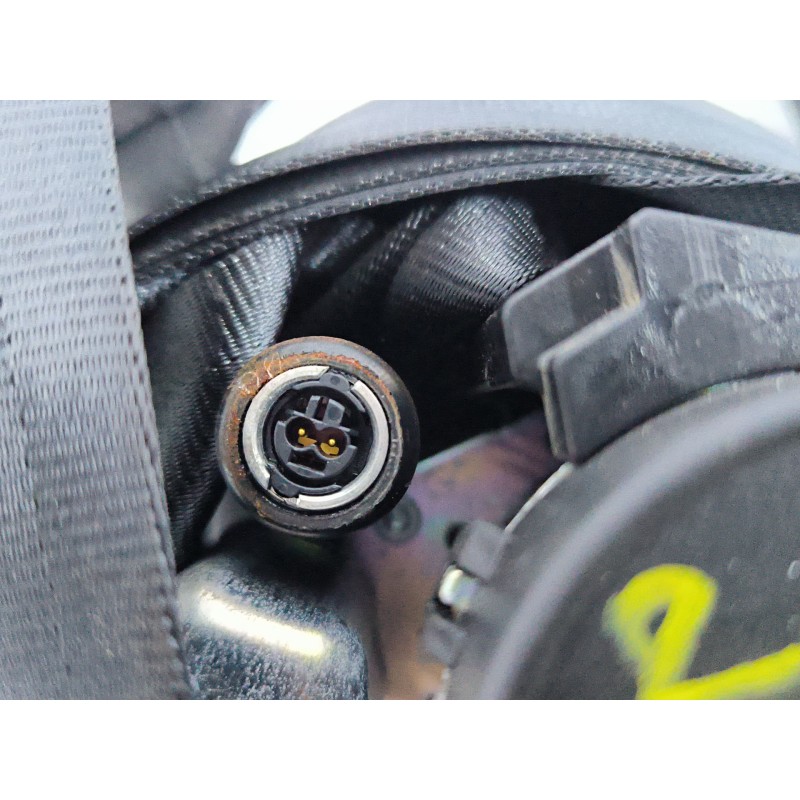 CINTURON SEGURIDAD DELANTERO IZQUIERDO