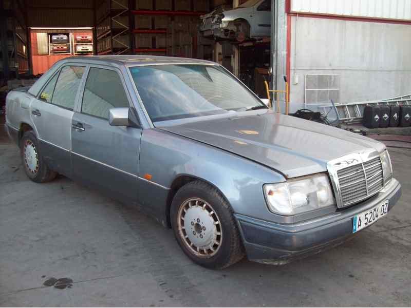 MERCEDES-BENZ CLASE E (W124) BERLINA