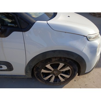 Recambio de aleta delantera derecha para citroën c3 iii (sx) 1.2 thp 110 referencia OEM IAM   