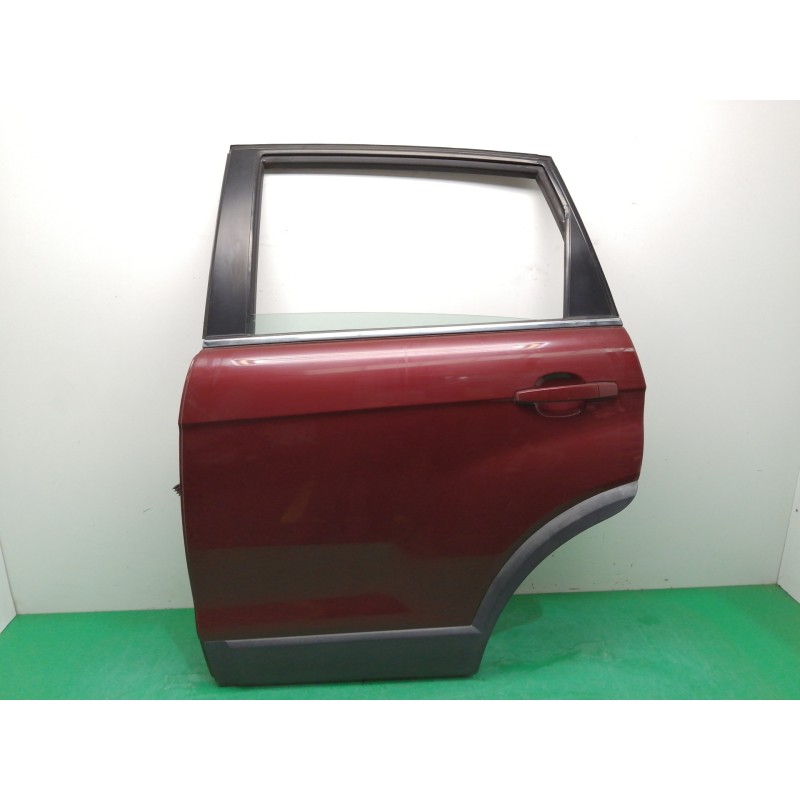 Recambio de puerta trasera izquierda para chevrolet captiva 2.0 diesel cat referencia OEM IAM  OBSERVAR FOTOS 