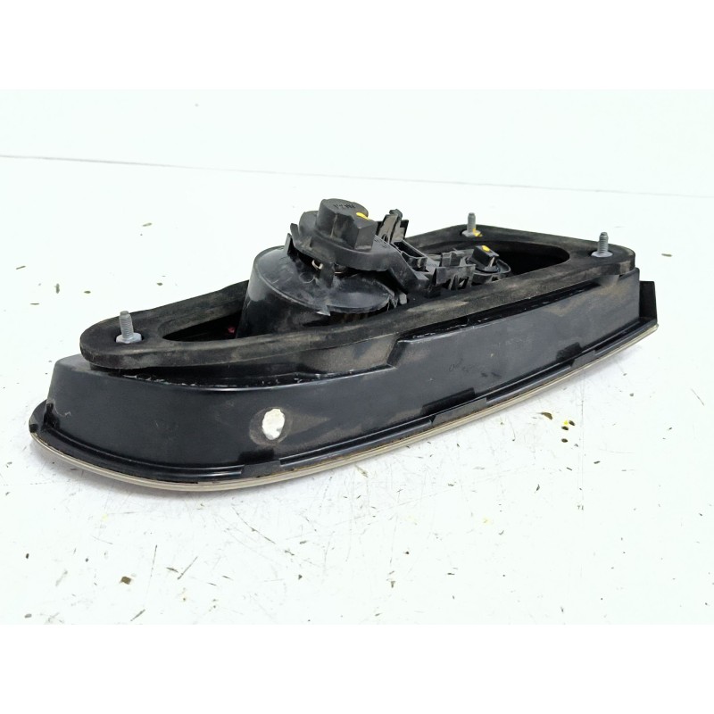 PILOTO TRASERO DERECHO INTERIOR 6L5945094