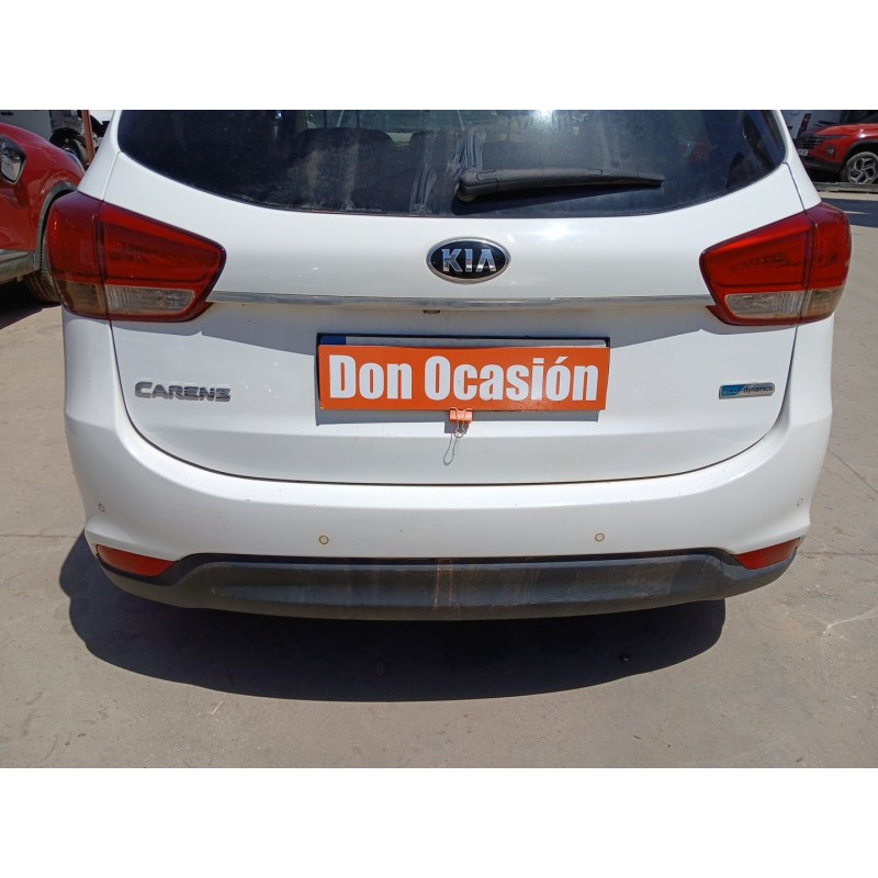 Recambio de paragolpes trasero para kia carens iv 1.6 gdi referencia OEM IAM   