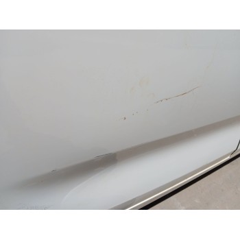 Recambio de puerta trasera derecha para kia carens iv 1.6 gdi referencia OEM IAM   