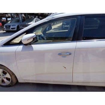 Recambio de puerta delantera izquierda para kia carens iv 1.6 gdi referencia OEM IAM   