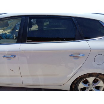 Recambio de puerta trasera izquierda para kia carens iv 1.6 gdi referencia OEM IAM   