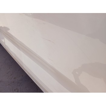 Recambio de puerta trasera izquierda para kia carens iv 1.6 gdi referencia OEM IAM   