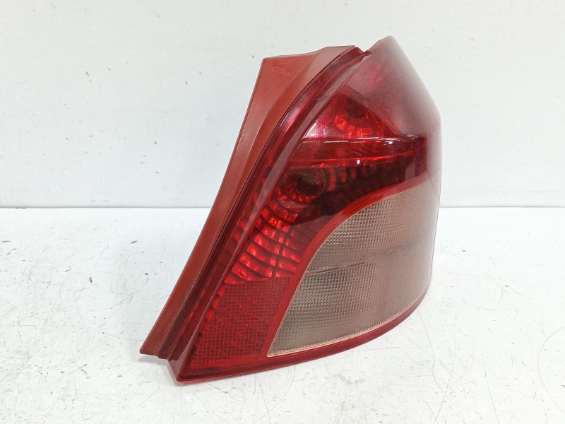 Recambio de piloto trasero derecho para toyota yaris (_p9_) 1.4 d-4d (nlp90_) referencia OEM IAM   