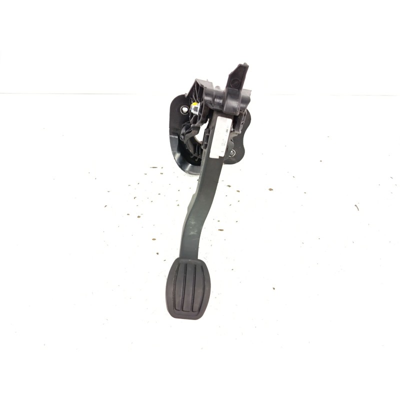 Recambio de pedal embrague para peugeot rifter 1.5 bluehdi 100 referencia OEM IAM 9820886180  