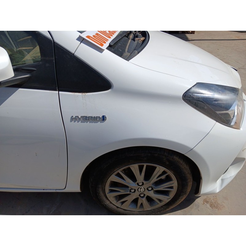 Recambio de aleta delantera derecha para toyota yaris (_p13_) 1.5 hybrid (nhp130_) referencia OEM IAM   
