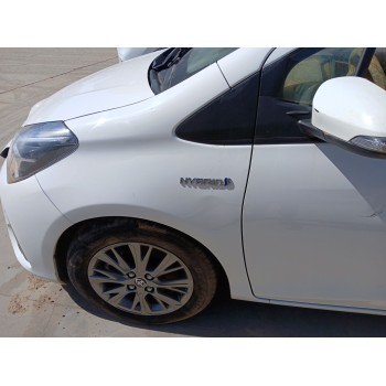 Recambio de aleta delantera izquierda para toyota yaris (_p13_) 1.5 hybrid (nhp130_) referencia OEM IAM   