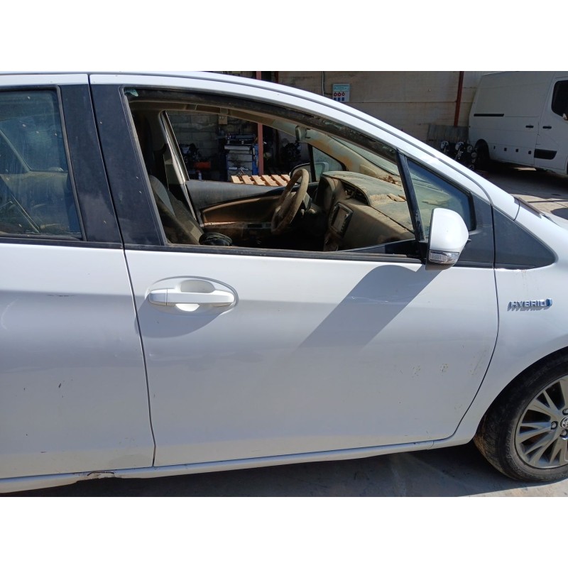 Recambio de puerta delantera derecha para toyota yaris (_p13_) 1.5 hybrid (nhp130_) referencia OEM IAM   