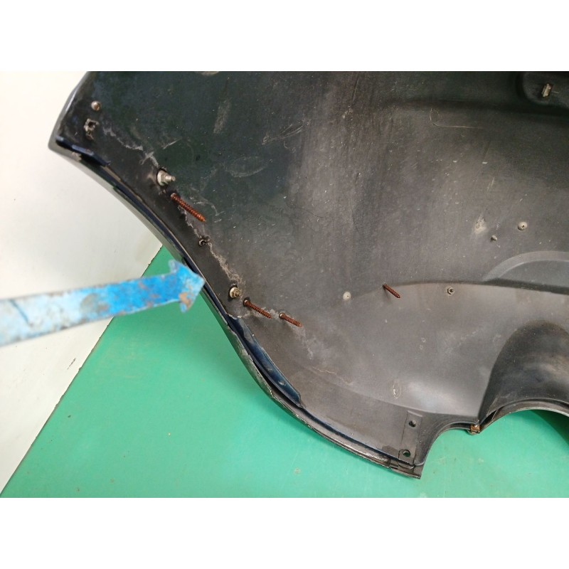 PARAGOLPES TRASERO