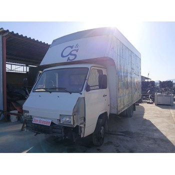 nissan trade caja/chasis del año 1995