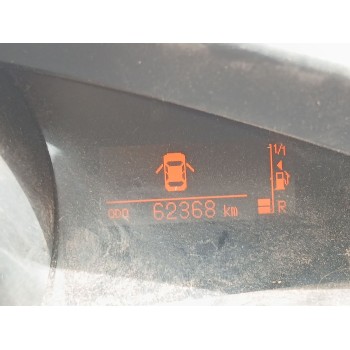 toyota verso (_r2_) del año 2015