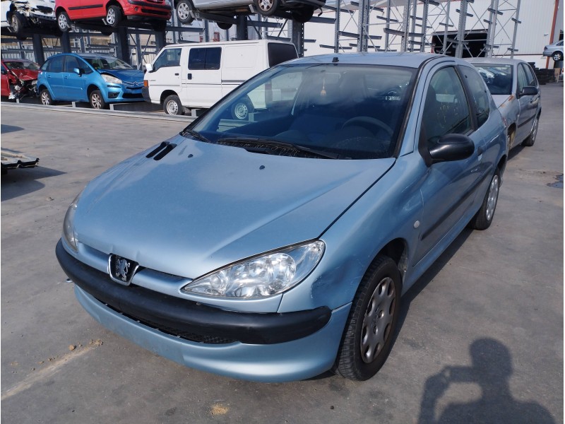 PEUGEOT 206 BERLINA
