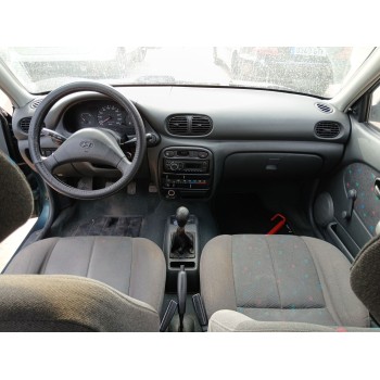 hyundai accent sedán (x-3) del año 1999