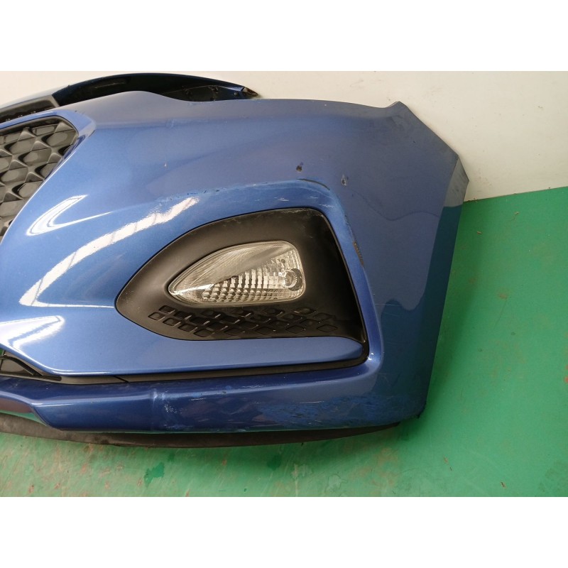 PARAGOLPES DELANTERO