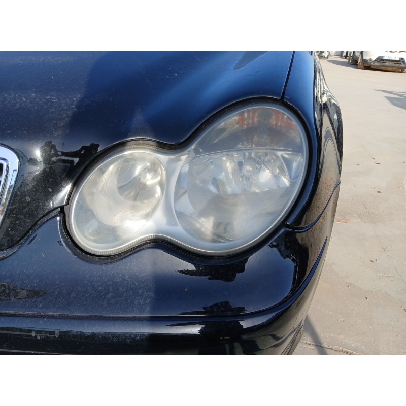 FARO IZQUIERDO A2038201159
