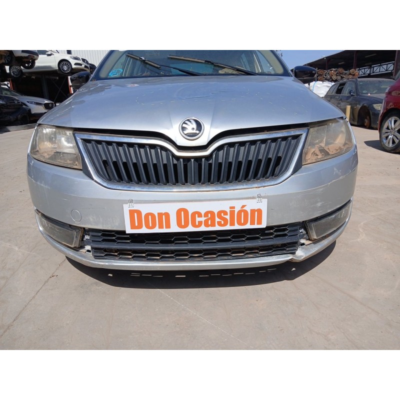 Recambio de paragolpes delantero para skoda rapid referencia OEM IAM   