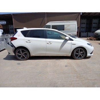 toyota auris (_e18_) del año 2018