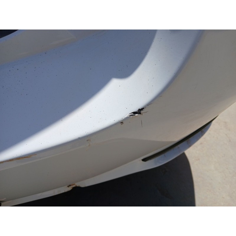 PARAGOLPES TRASERO