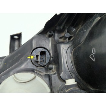 Recambio de faro derecho para toyota verso (_r2_) 1.6 (zgr20_) referencia OEM IAM 811100F16100  