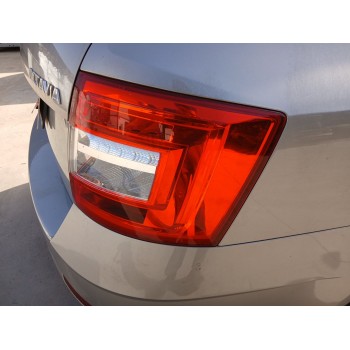 Recambio de piloto trasero derecho para skoda octavia iii combi (5e5, 5e6) 2.0 tdi referencia OEM IAM   