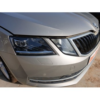 Recambio de faro derecho para skoda octavia iii combi (5e5, 5e6) 2.0 tdi referencia OEM IAM   
