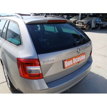 Recambio de porton trasero para skoda octavia iii combi (5e5, 5e6) 2.0 tdi referencia OEM IAM   