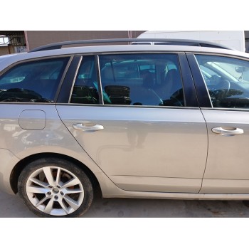 Recambio de puerta trasera derecha para skoda octavia iii combi (5e5, 5e6) 2.0 tdi referencia OEM IAM   