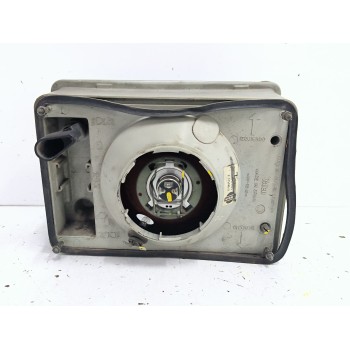 Recambio de faro izquierdo para nissan trade caja/chasis 3.0 d referencia OEM IAM 01506523  