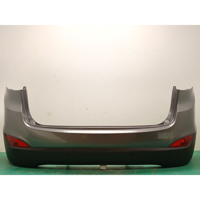 PARAGOLPES TRASERO