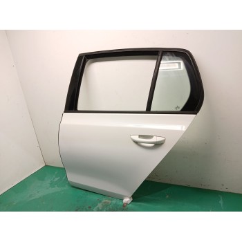 Recambio de puerta trasera izquierda para volkswagen golf vi (5k1) 1.6 tdi referencia OEM IAM 5K6833055K  