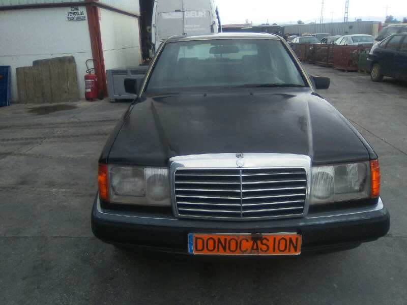 mercedes-benz clase e (w124) berlina del año 1995